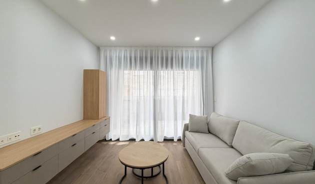 Reventa - Apartamento / piso - Torrevieja - Estacion De Autobuses