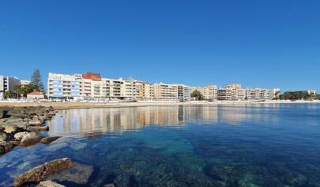 Odsprzedaż - Mieszkanie w bloku - Torrevieja - Curva Del Palangre