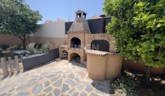 Odsprzedaż - Villa - Torrevieja - aguas nuevas