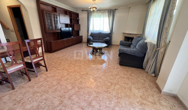 Odsprzedaż - Villa - Torrevieja - aguas nuevas