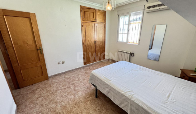 Odsprzedaż - Villa - Torrevieja - aguas nuevas