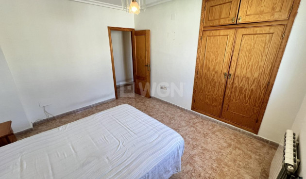 Odsprzedaż - Villa - Torrevieja - aguas nuevas