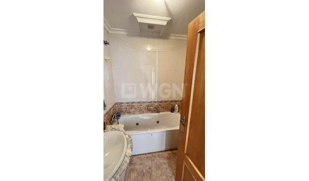 Odsprzedaż - Villa - Torrevieja - aguas nuevas