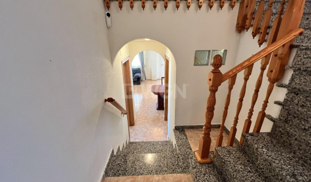 Odsprzedaż - Villa - Torrevieja - aguas nuevas