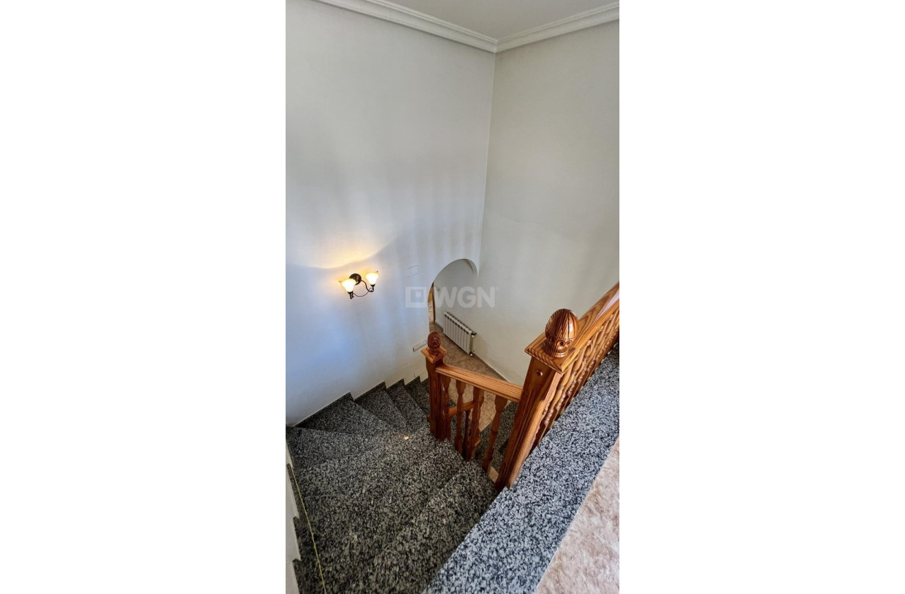 Odsprzedaż - Villa - Torrevieja - aguas nuevas
