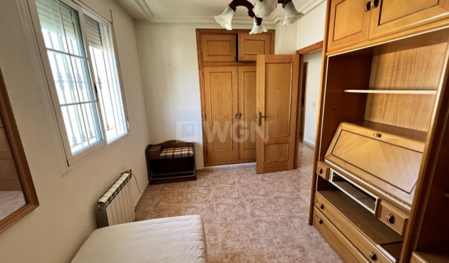 Odsprzedaż - Villa - Torrevieja - aguas nuevas