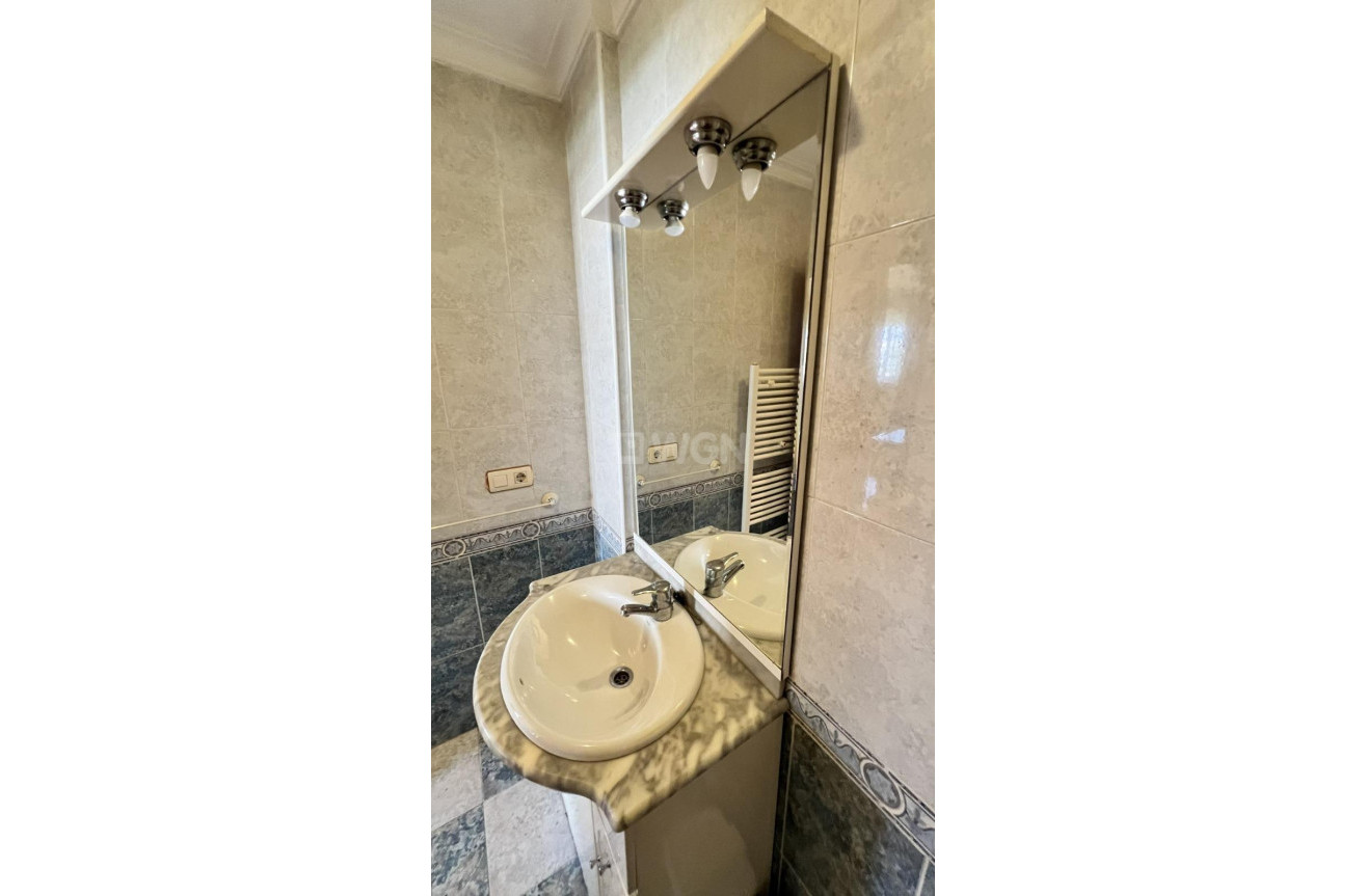 Odsprzedaż - Villa - Torrevieja - aguas nuevas