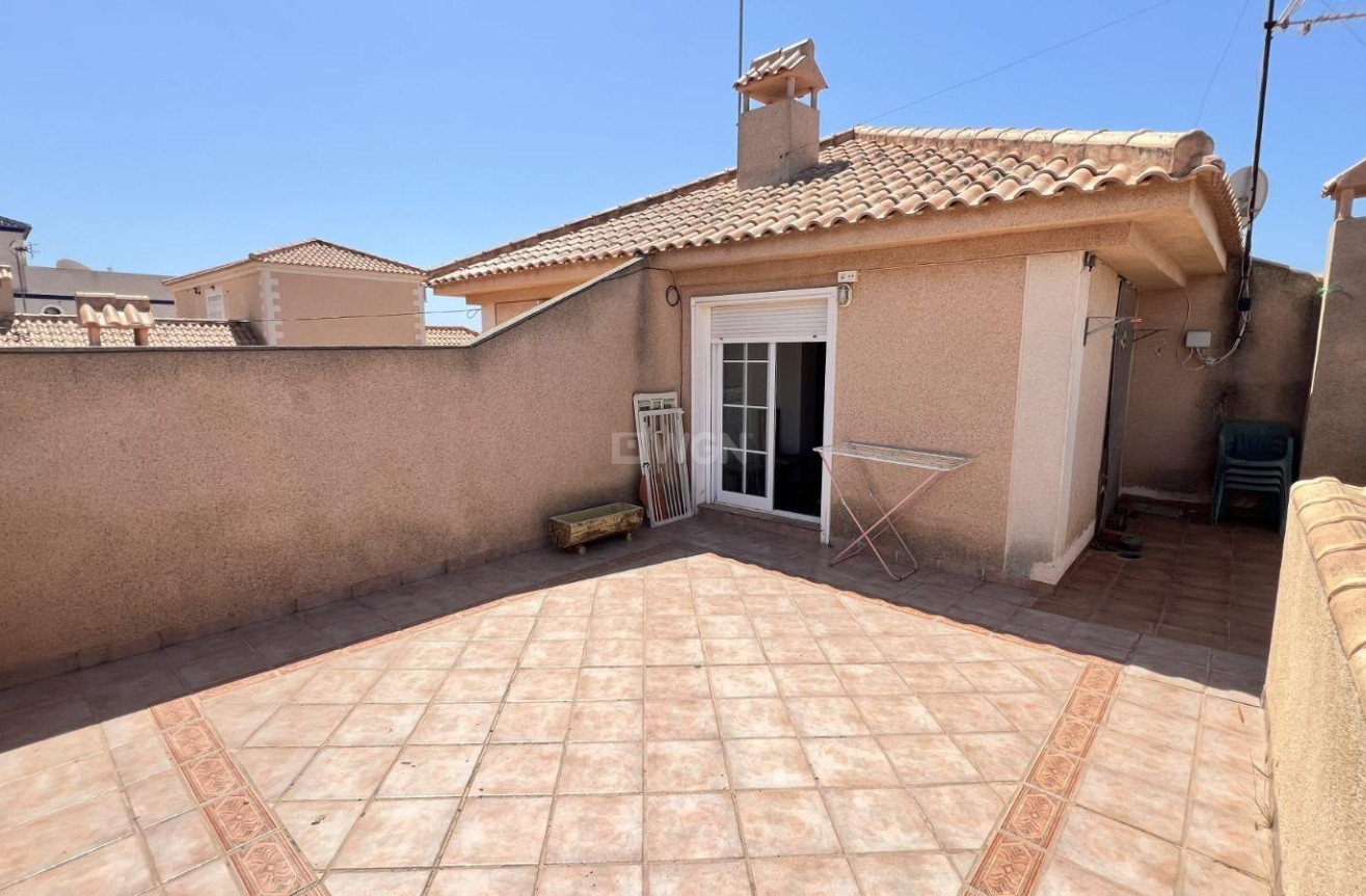 Odsprzedaż - Villa - Torrevieja - aguas nuevas