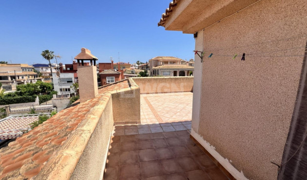 Odsprzedaż - Villa - Torrevieja - aguas nuevas