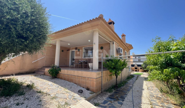 Odsprzedaż - Villa - Torrevieja - aguas nuevas