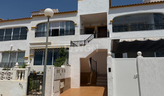 Odsprzedaż - Mieszkanie w bloku - Orihuela - Inland