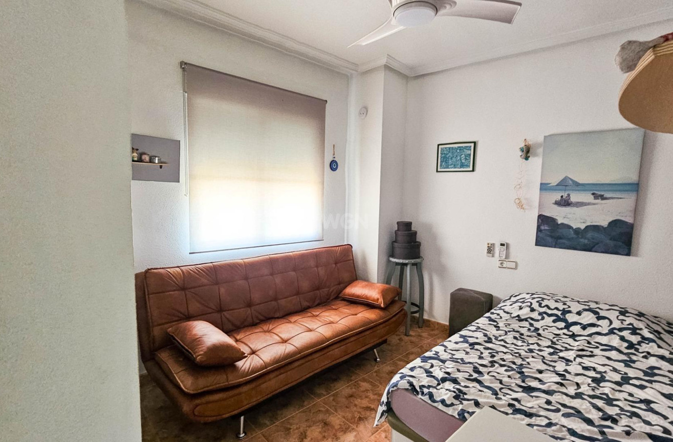 Odsprzedaż - Villa - Orihuela Costa - Cabo Roig