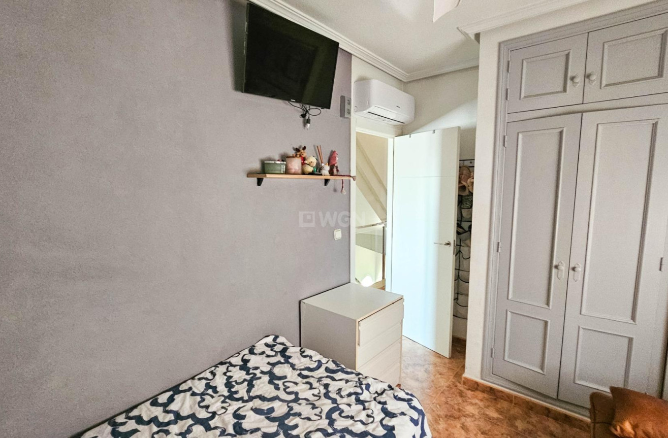 Odsprzedaż - Villa - Orihuela Costa - Cabo Roig