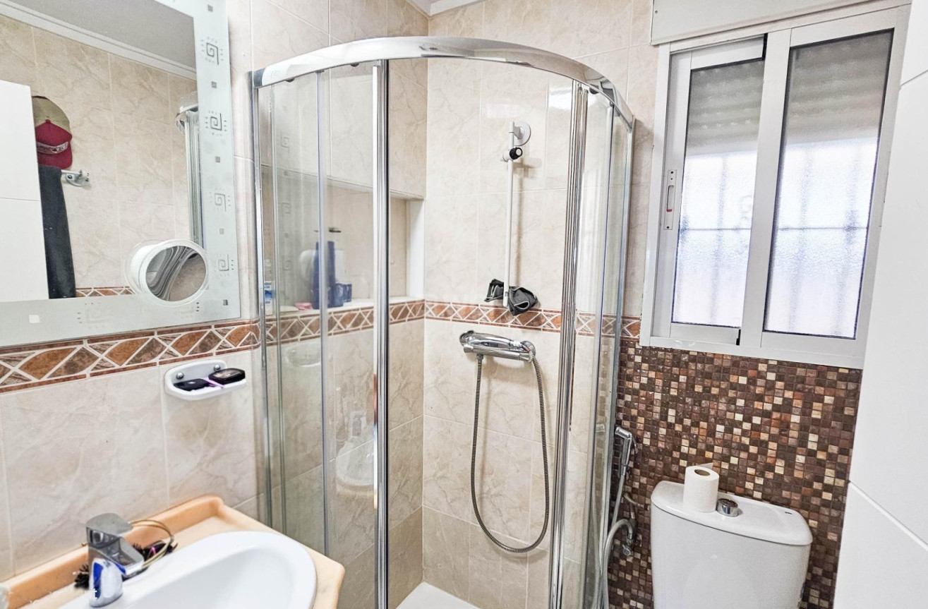 Odsprzedaż - Villa - Orihuela Costa - Cabo Roig
