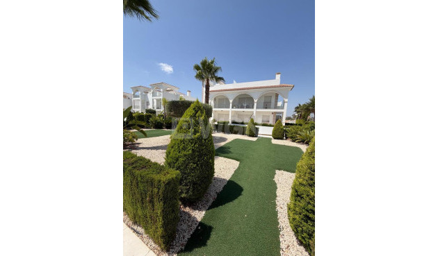 Odsprzedaż - Bungalow - Ciudad Quesada - Costa Blanca