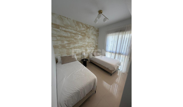 Odsprzedaż - Bungalow - Ciudad Quesada - Costa Blanca