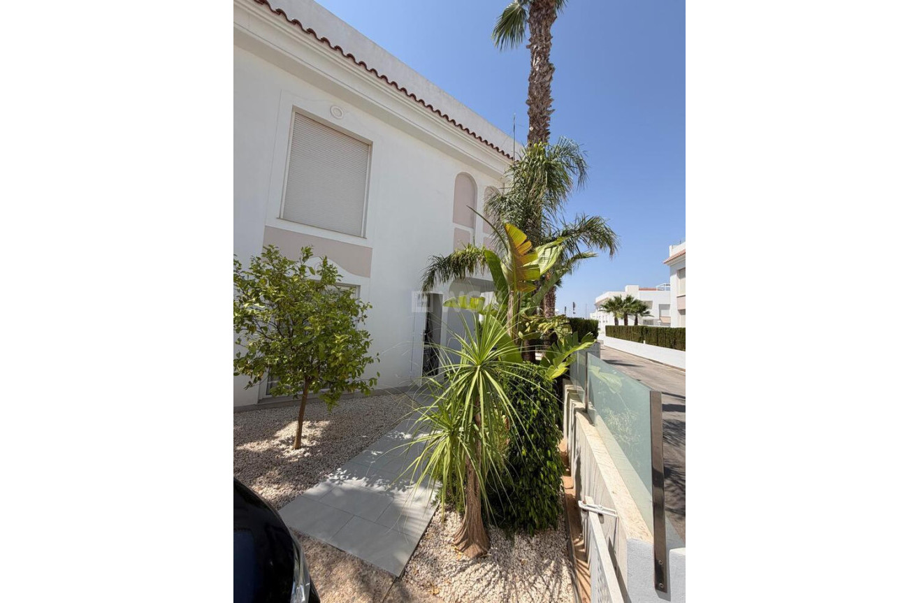 Odsprzedaż - Bungalow - Ciudad Quesada - Costa Blanca