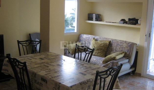 Resale - Apartment / flat - Torrevieja - Estacion De Autobuses