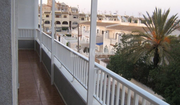 Resale - Apartment / flat - Torrevieja - Estacion De Autobuses