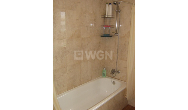 Resale - Apartment / flat - Torrevieja - Estacion De Autobuses