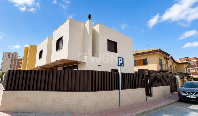 Odsprzedaż - Villa - Santiago de la ribera - Costa Calida