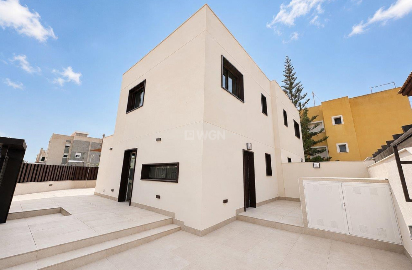 Odsprzedaż - Villa - Santiago de la ribera - Costa Calida