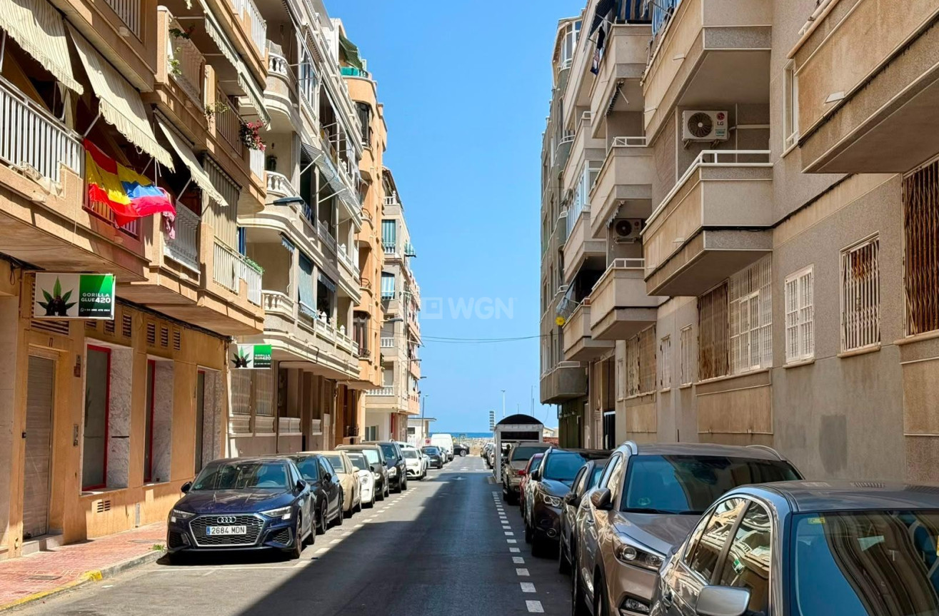 Reventa - Apartamento / piso - Torrevieja - Playa del Cura