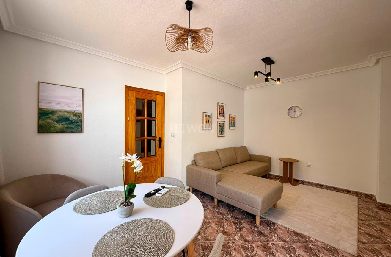 Reventa - Apartamento / piso - Torrevieja - Playa del Cura
