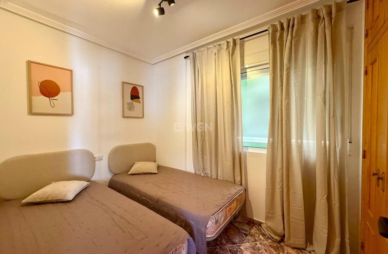 Reventa - Apartamento / piso - Torrevieja - Playa del Cura