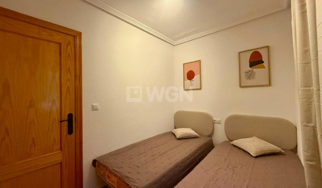 Reventa - Apartamento / piso - Torrevieja - Playa del Cura
