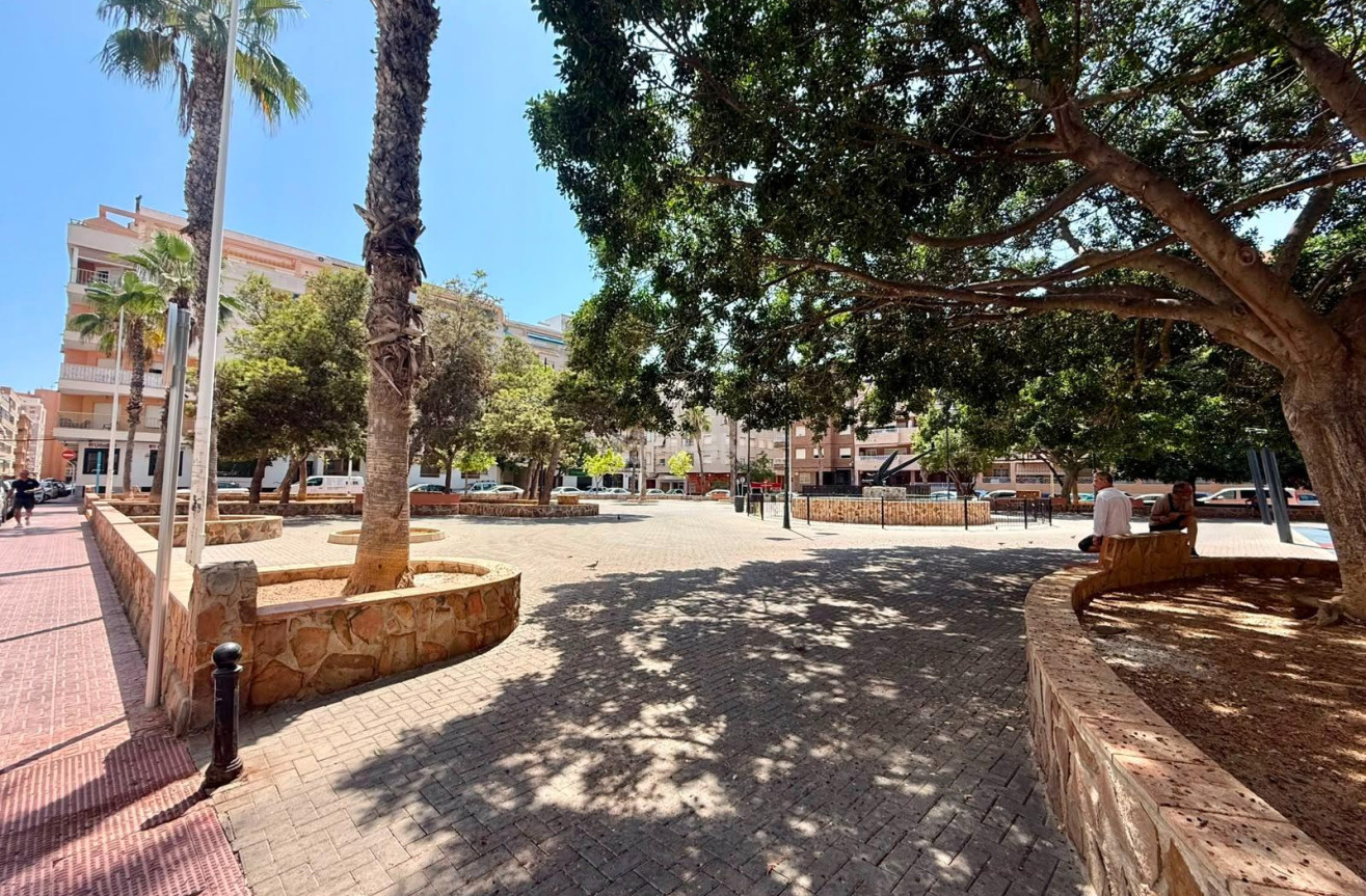 Reventa - Apartamento / piso - Torrevieja - Playa del Cura