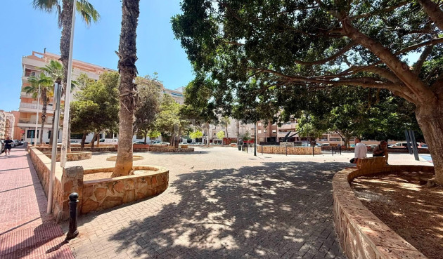 Reventa - Apartamento / piso - Torrevieja - Playa del Cura