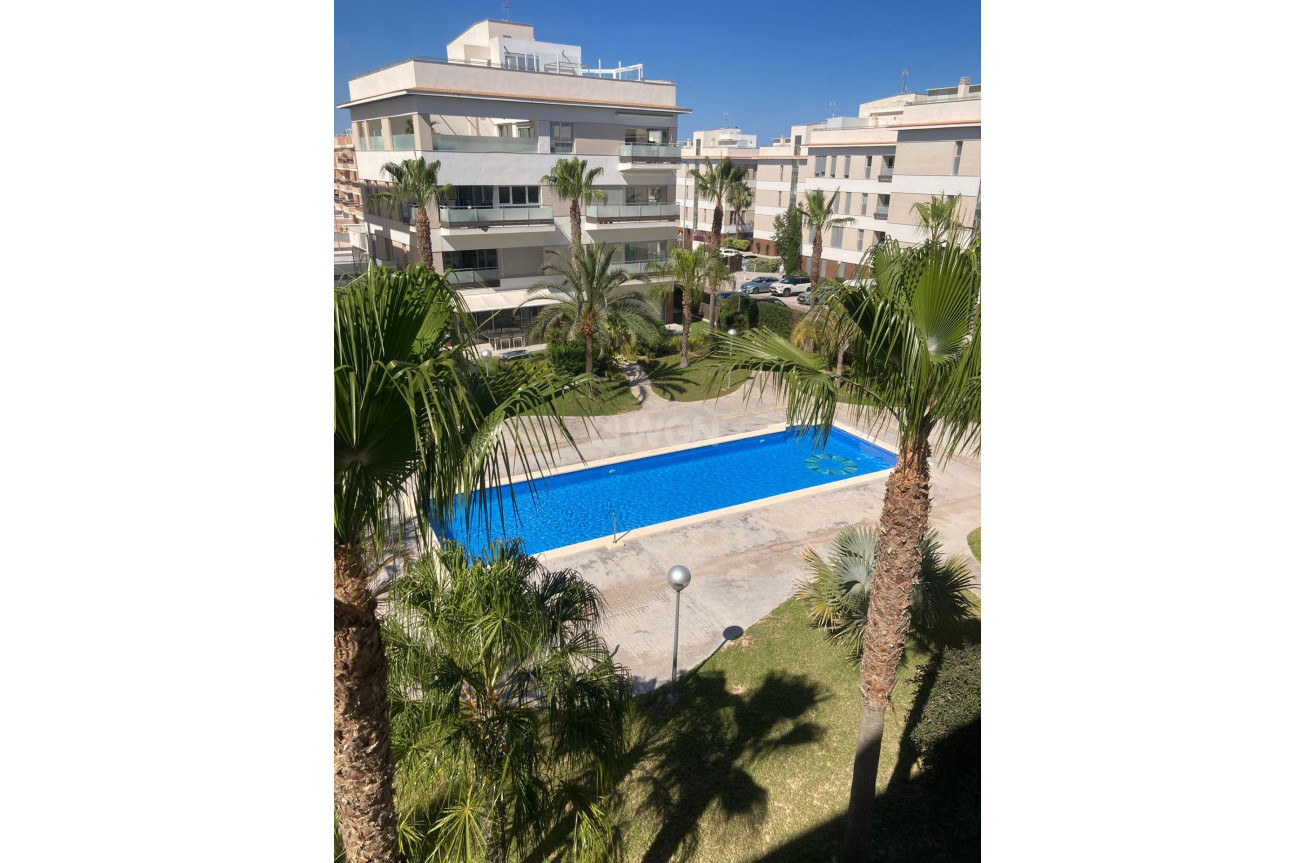 Odsprzedaż - Mieszkanie w bloku - Orihuela Costa - Los Dolses