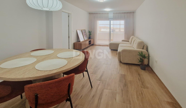 Odsprzedaż - Mieszkanie w bloku - San Fulgencio - centro