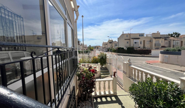 Odsprzedaż - Villa - Torrevieja - Torre La Mata