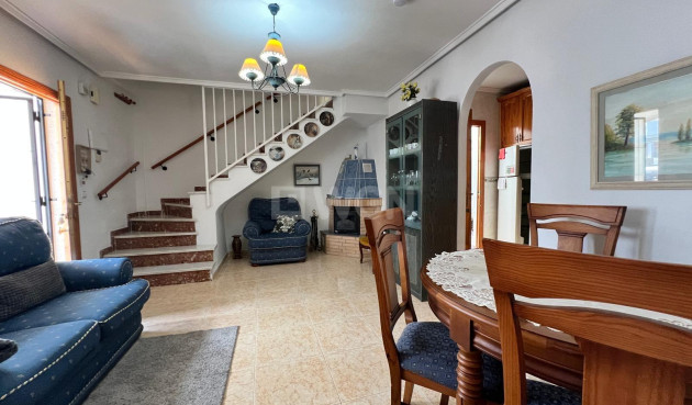 Odsprzedaż - Villa - Torrevieja - Torre La Mata