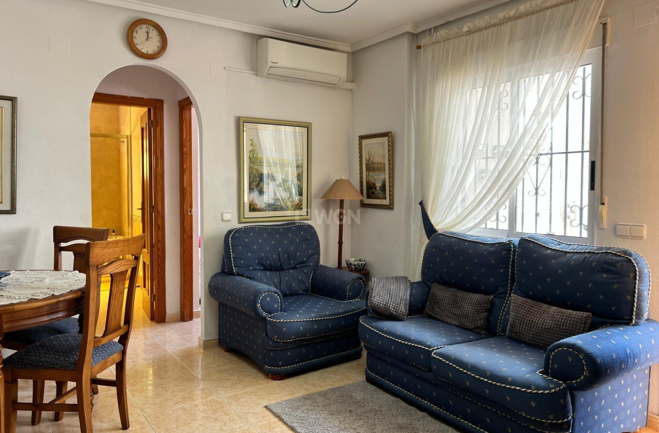 Odsprzedaż - Villa - Torrevieja - Torre La Mata