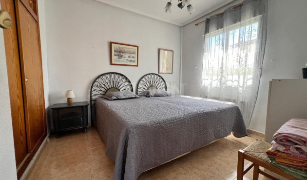 Odsprzedaż - Villa - Torrevieja - Torre La Mata