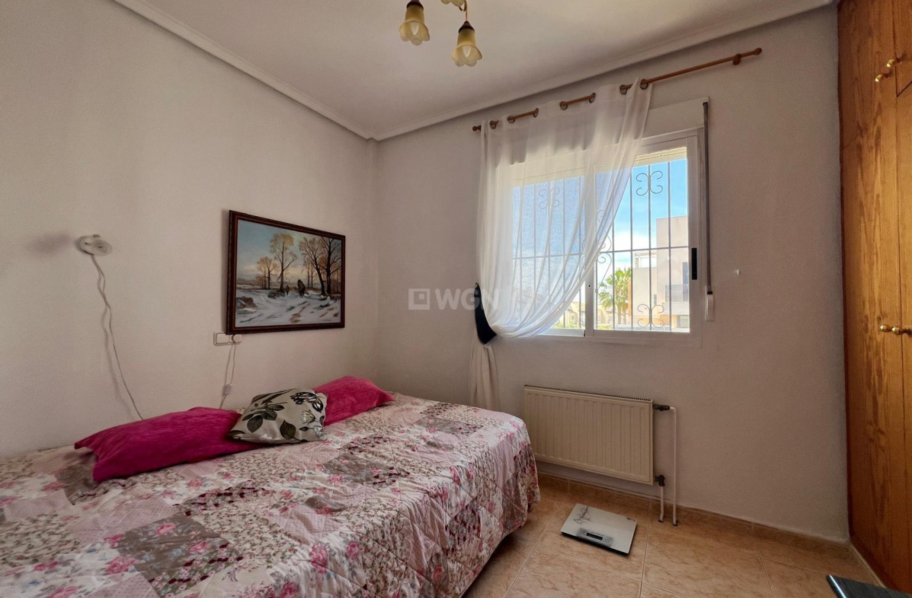 Odsprzedaż - Villa - Torrevieja - Torre La Mata