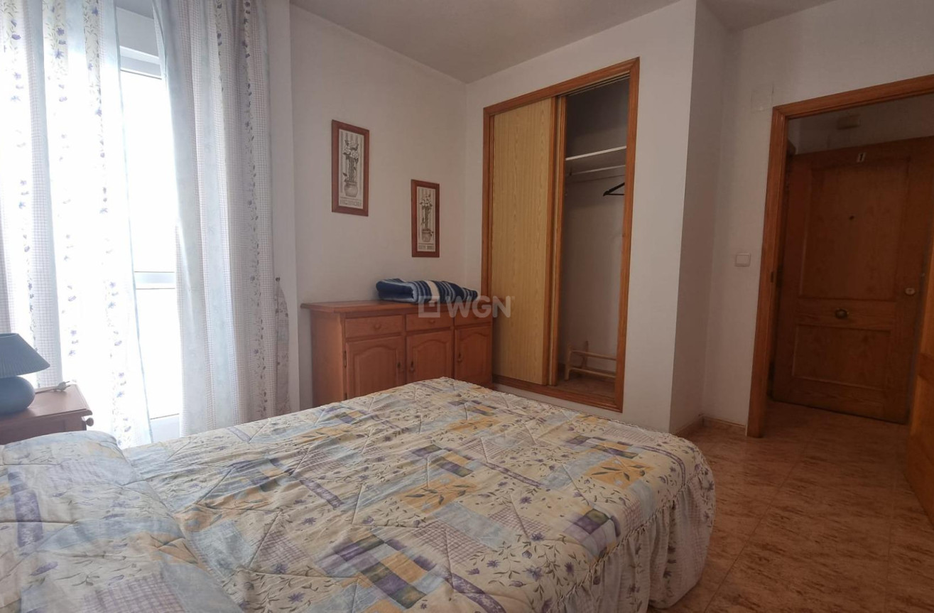 Odsprzedaż - Mieszkanie w bloku - Torrevieja - Centro