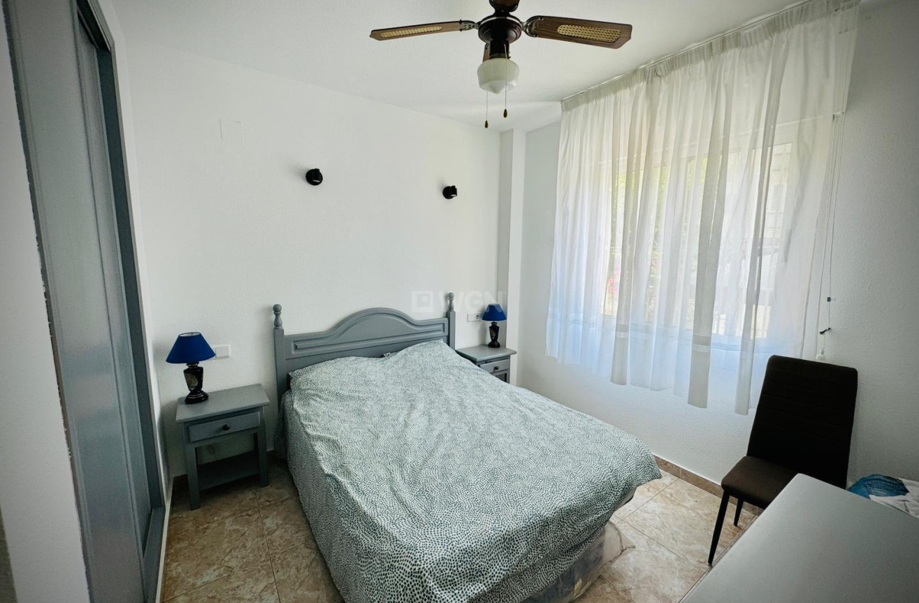 Odsprzedaż - Mieszkanie w bloku - Torrevieja - Playa del Cura