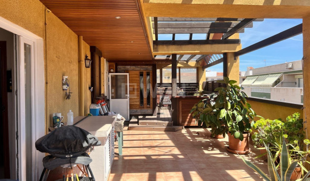 Wiederverkauf - Wohnung - Torrevieja - Centro