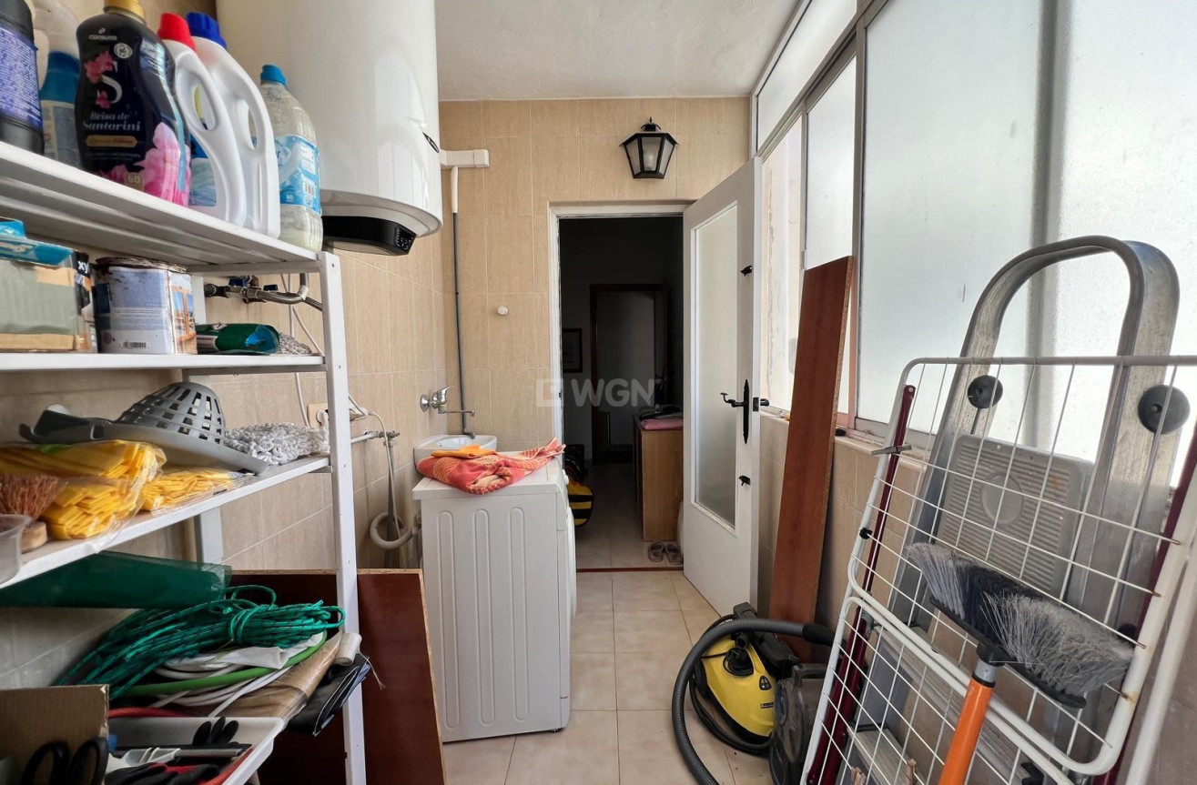 Wiederverkauf - Wohnung - Torrevieja - Centro