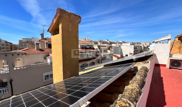 Wiederverkauf - Wohnung - Torrevieja - Centro
