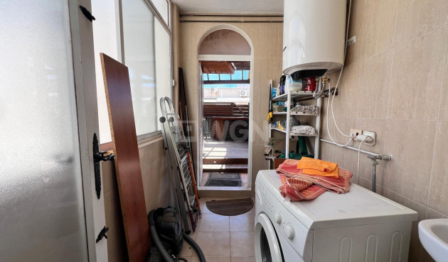 Wiederverkauf - Wohnung - Torrevieja - Centro