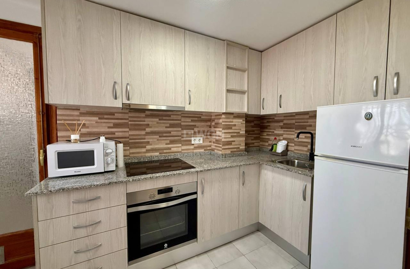 Reventa - Apartamento / piso - Torrevieja - Playa del Cura