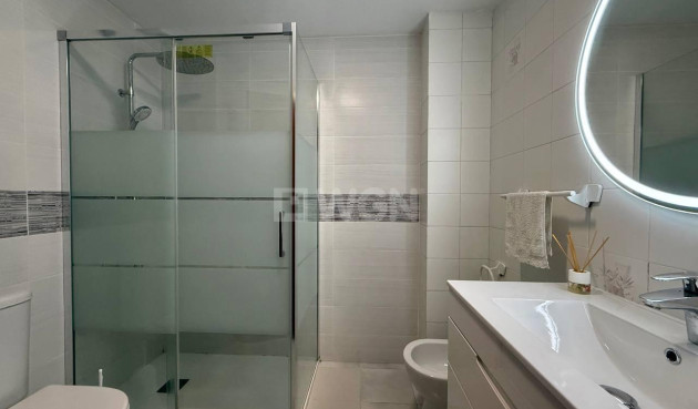 Reventa - Apartamento / piso - Torrevieja - Playa del Cura