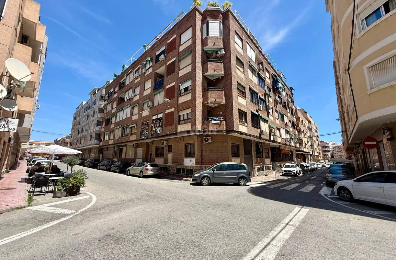 Reventa - Apartamento / piso - Torrevieja - Playa del Cura