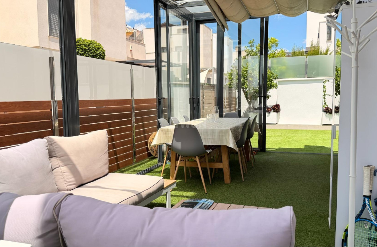 Odsprzedaż - Villa - Torrevieja - aguas nuevas