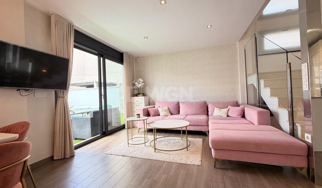 Odsprzedaż - Villa - Torrevieja - aguas nuevas